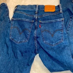 Levi jeans
